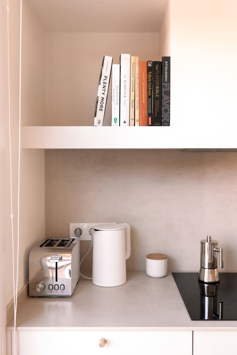 Appliances on kitchen counter.