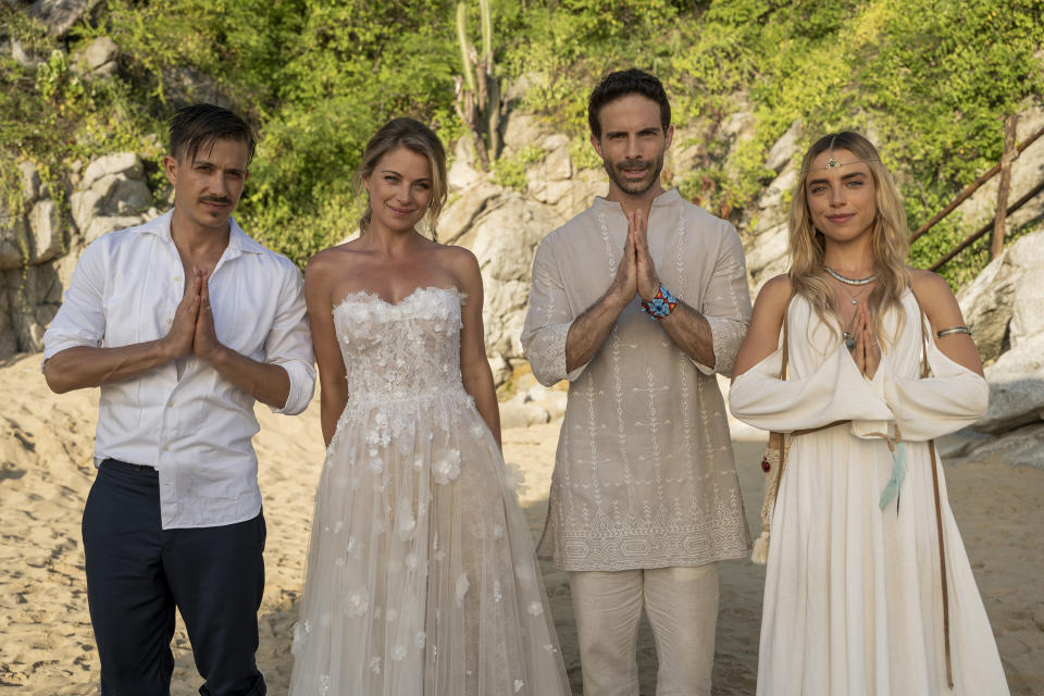 This image provided by Videocine shows Fernando Rebeil, from left, Ludwika Paleta, Osvaldo Benavides and Marcela Guirado in a scene ofrom "Noche de Bodas." (Videocine via AP)