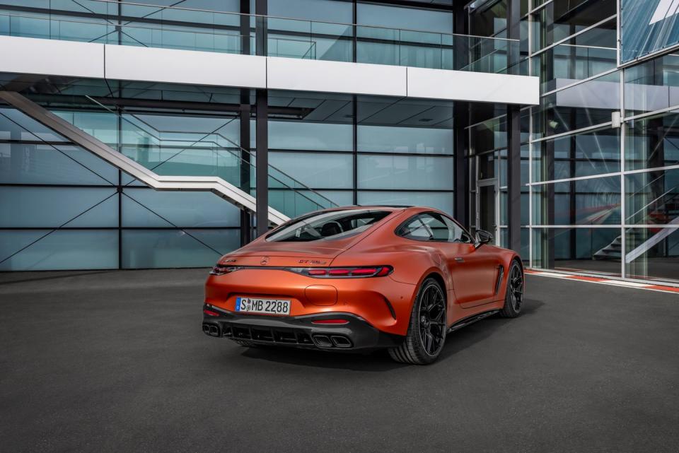 2025 mercedesamg gt 63 s e performance