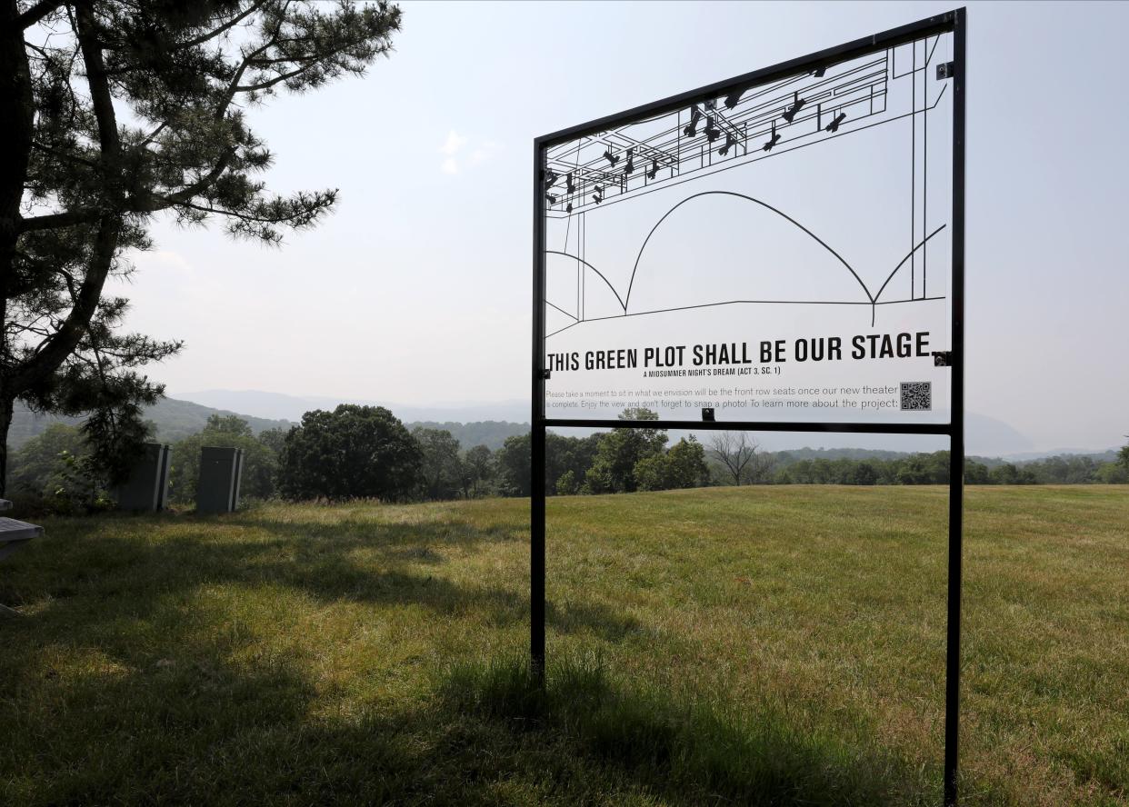 Hudson Valley Shakespeare's proposal would build its open-air pavilion theater on the ridge overlooking the Hudson. A sign at the site shows the view theatergoers the vista they can expect, if the Philipstown Planning Board approves the plan.