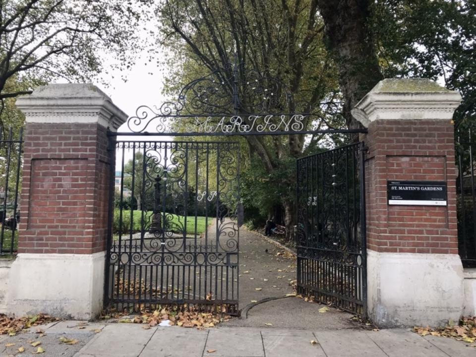St Martin’s Gardens Grade II listed iron gates (British Listed Buildings)