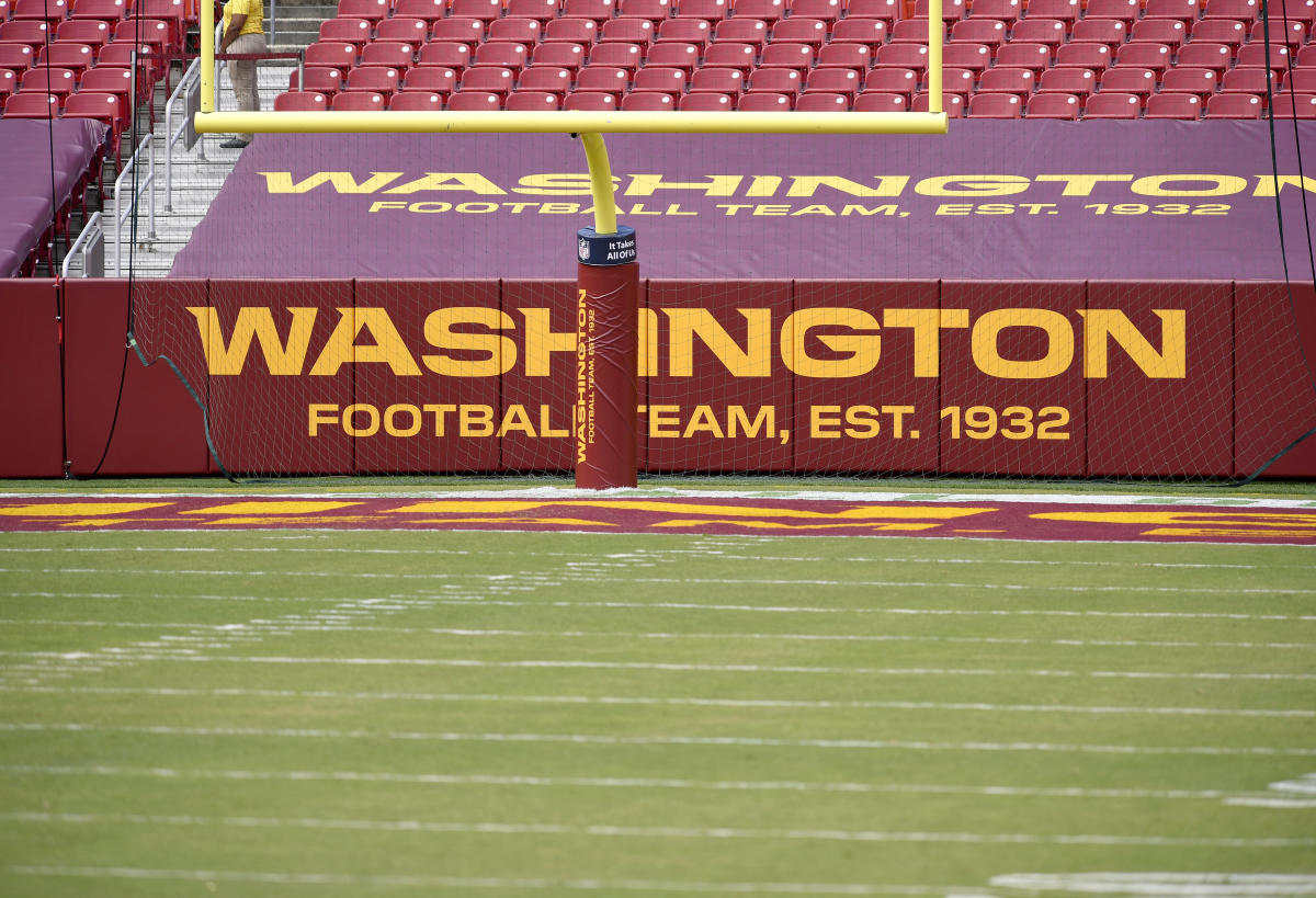 Washington Football Team takes field at JBA > Joint Base Andrews > News