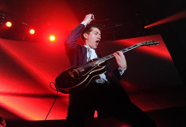 Live: Arctic Monkeys swing into KROQ ahead of tour