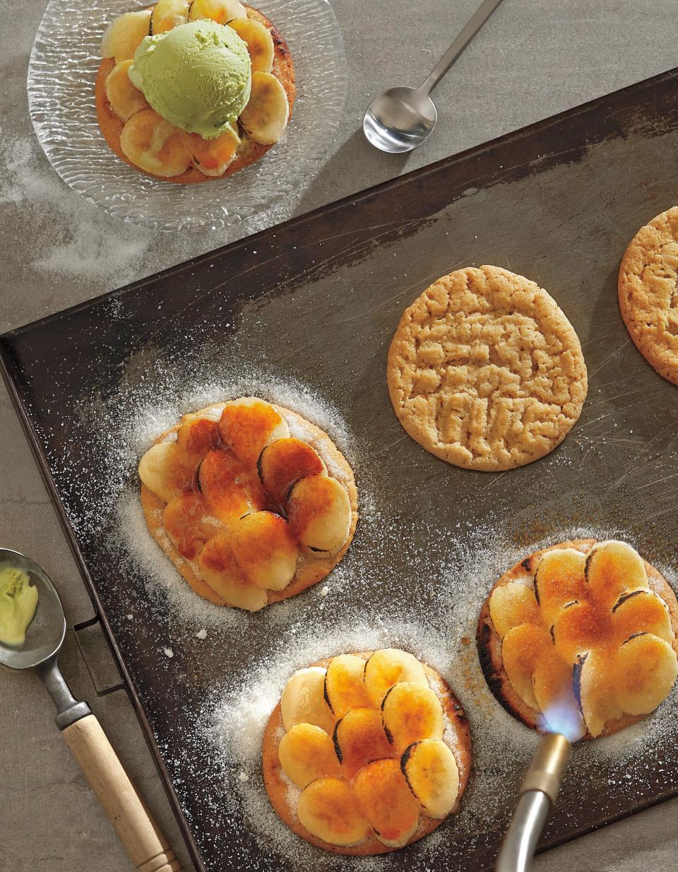 Andy Murray pays homage to Elvis with this peanut butter and banana cookie in his cookbook, “Eat, Drink and be Murray: A Feast of Family Fun and Favorites.”