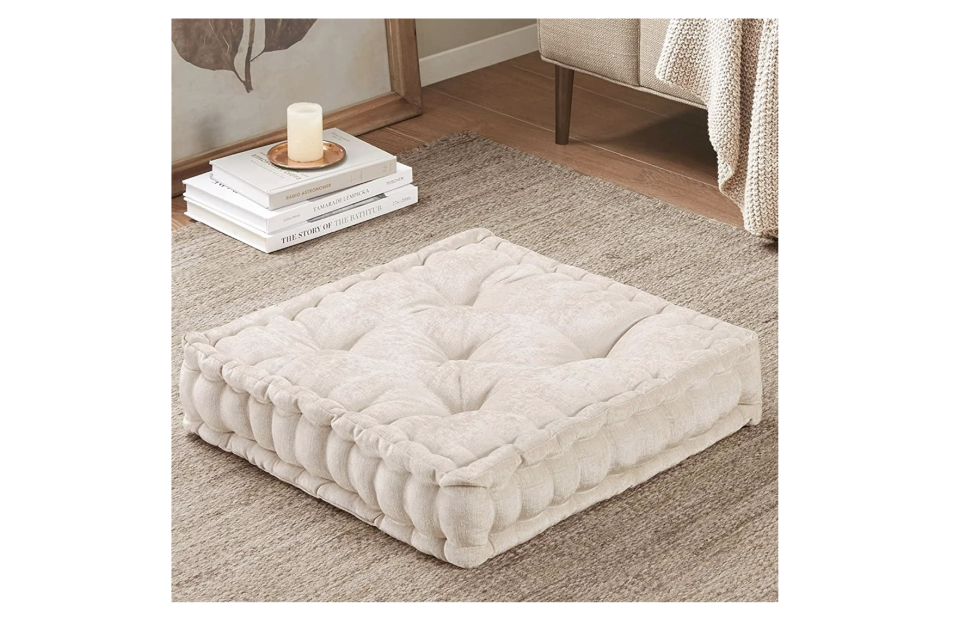 
Intelligent Design Azza Floor Pillow Square Pouf. (PHOTO: Amazon Singapore)