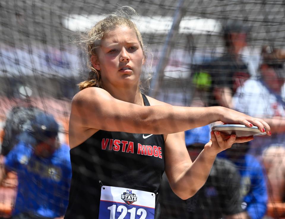 Chesni Scott won a bronze medal in discus at the UIL state track and field meet this month. She hopes to throw the discus and javelin in college.