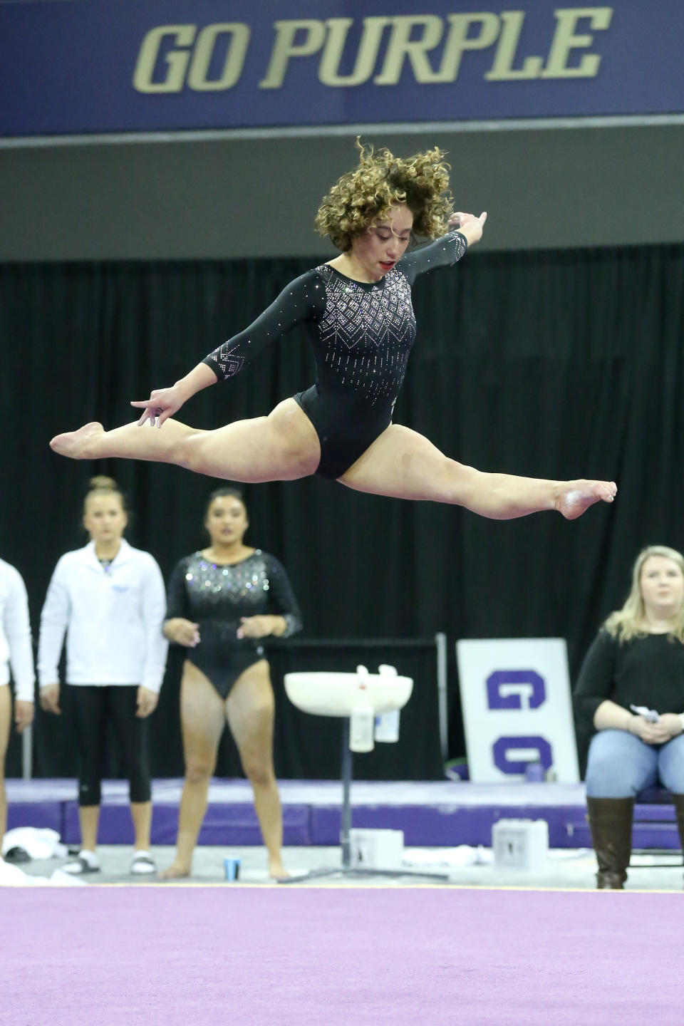 22 epic photos of UCLA gymnast Katelyn Ohashi