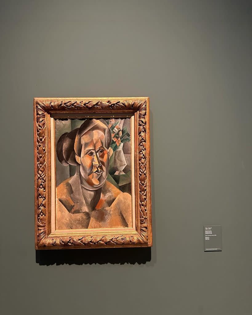 Onur Seyit Yaran ('Hermanos') contemplo la obra de Picasso en su museo de Barcelona