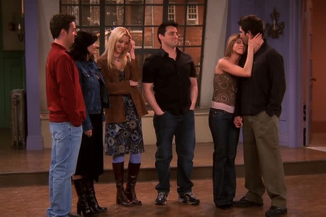 <p>NBC/Max</p> The "Friends" hang out in the apartment for one last time.