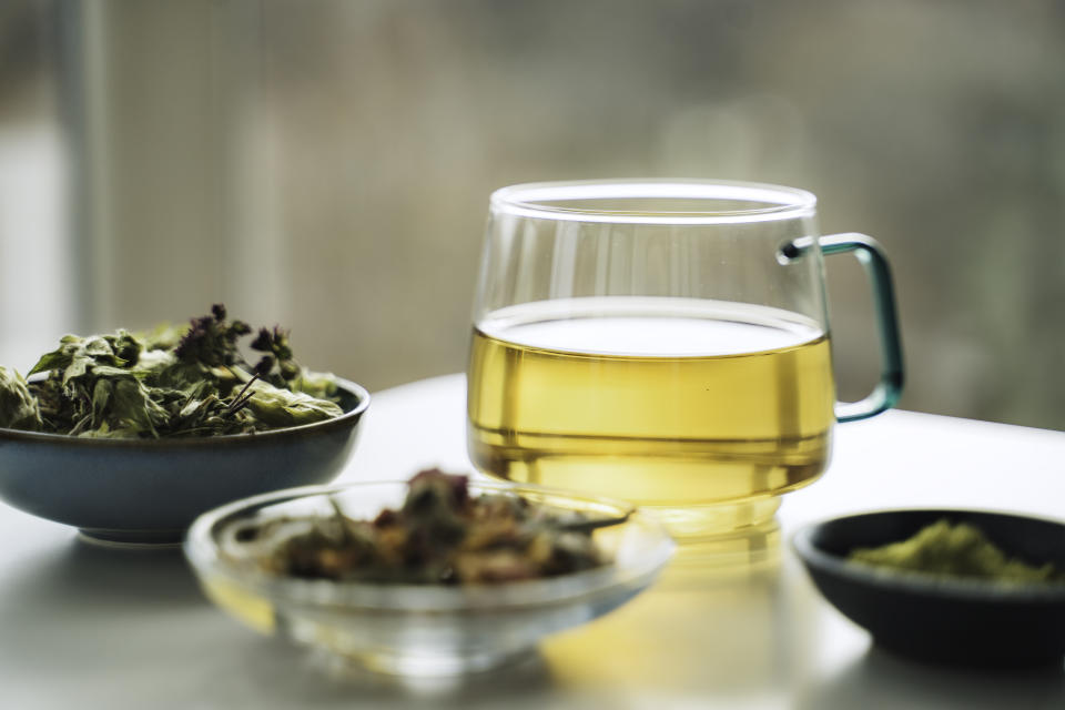 怎樣飲綠茶對身體好？這類人士不應飲太多綠茶！營養師拆解綠茶疑雲/綠茶禁忌+DIY水果綠茶飲