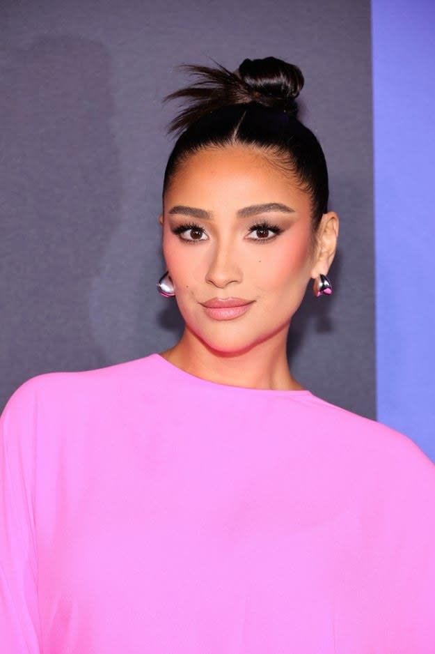 Shay Mitchell attends 2022 Harper's Bazaar ICONS & Bloomingdale's 150th Anniversary on September 09, 2022 in New York City