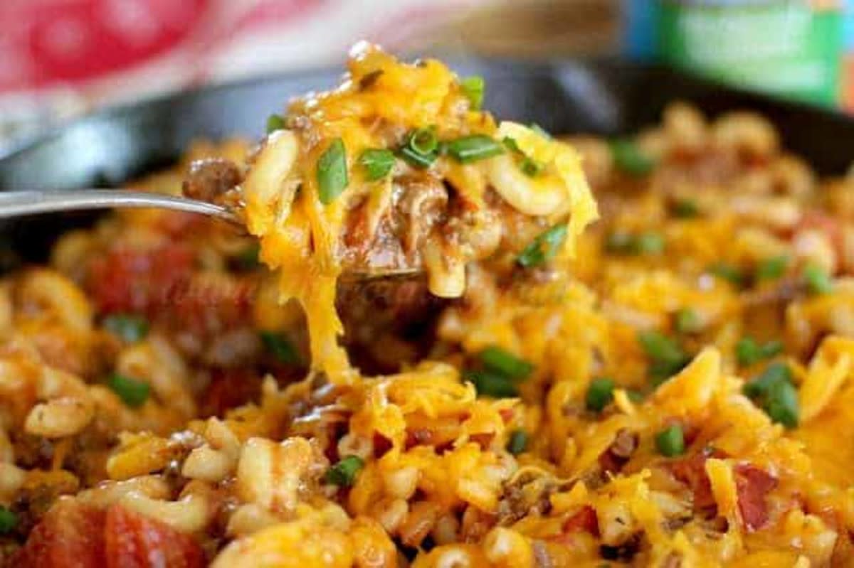 <p>The Country Cook</p><p>A tasty skillet meal that feeds a hungry crowd with leftovers too.</p><p><strong>Get the recipe: <a href="https://www.thecountrycook.net/cheesy-macaroni-skillet/" rel="nofollow noopener" target="_blank" data-ylk="slk:Easy Cheesy Macaroni Skillet;elm:context_link;itc:0;sec:content-canvas" class="link rapid-noclick-resp">Easy Cheesy Macaroni Skillet</a></strong></p>