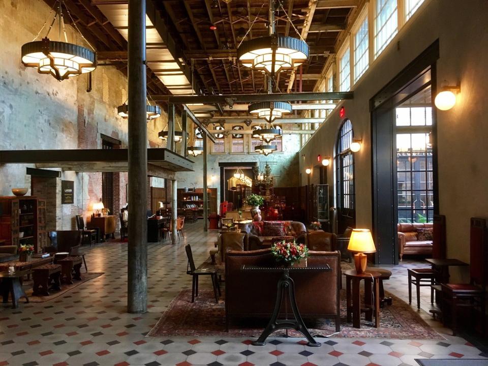 This <a href="https://www.tripadvisor.com/Hotel_Review-g60956-d6884400-Reviews-Hotel_Emma-San_Antonio_Texas.html" target="_blank">historic building was once home to Pearl's Brewhouse in the 19th century during Prohibition</a>. Now, it's a modern-meets-rustic hotel that's known for its service, architecture, interior design, and amenities.&nbsp;<br /><br />Hotel Emma is an average annual price of $454 per night. The <a href="https://www.tripadvisor.com/Hotel_Review-g60956-d6884400-Reviews-Hotel_Emma-San_Antonio_Texas.html" target="_blank">most affordable month to visit is July</a>, at $403 per night.