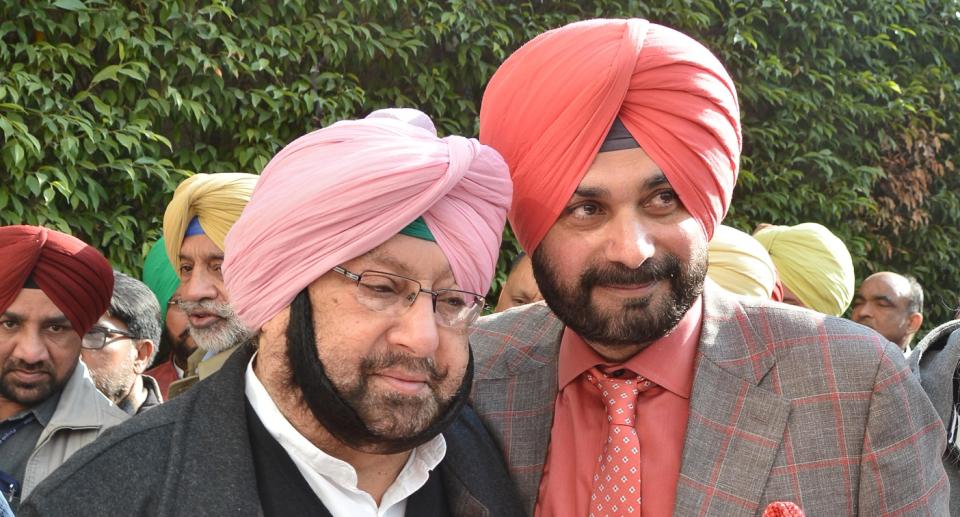 Punjab Chief Minister Capt. Amarinder Singh along with cricketer-turned-politician Navjot Singh Sidhu at a function in Amritsar in 2017. Photo: Gurpreet Singh/Hindustan Times via Getty Images