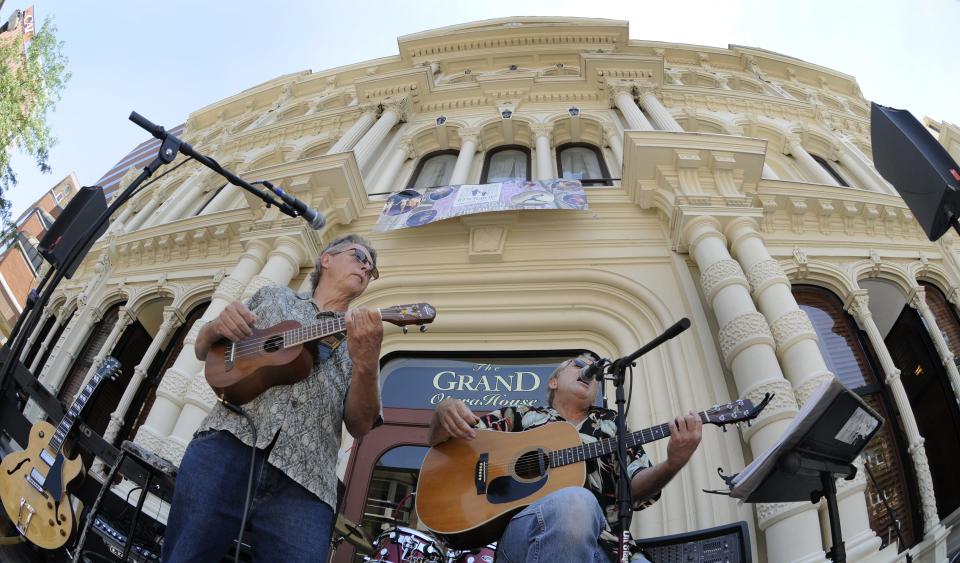 The Cole Younger Band playing the 2011 Summer Salon Series at The Grand in Wilmington.