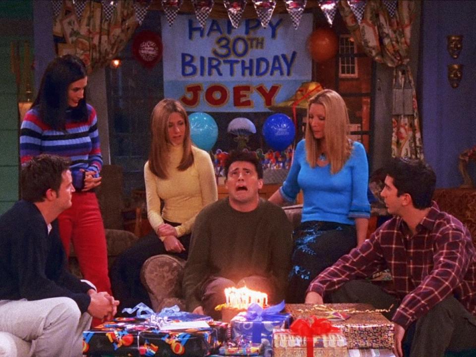 Joey cumple 30 años en ‘Friends’ (Warner Bros Television)