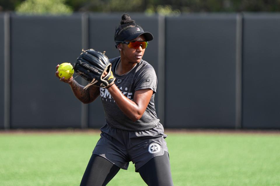 Texas Smoke second baseman Janae Jefferson, a former Longhorn, gets in some practice Monday at Concordia University Texas.