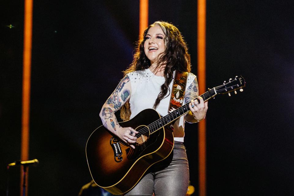 <span><span>Ashley McBryde </span></span>