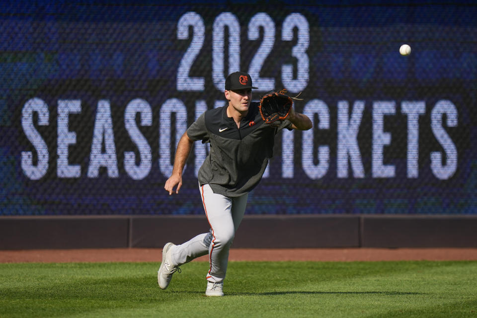 Baltimore Orioles' Colton Cowser warms up before a baseball game against the New York Yankees Wednesday, July 5, 2023, in New York. (AP Photo/Frank Franklin II)