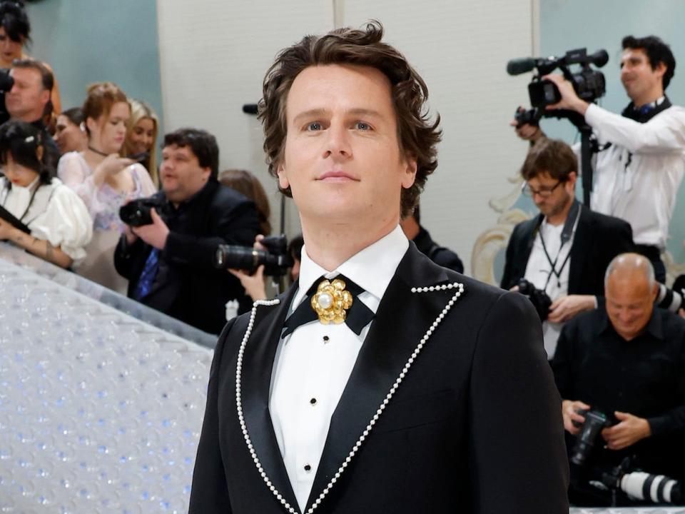 Jonathan Groff attends the 2023 Met Gala.