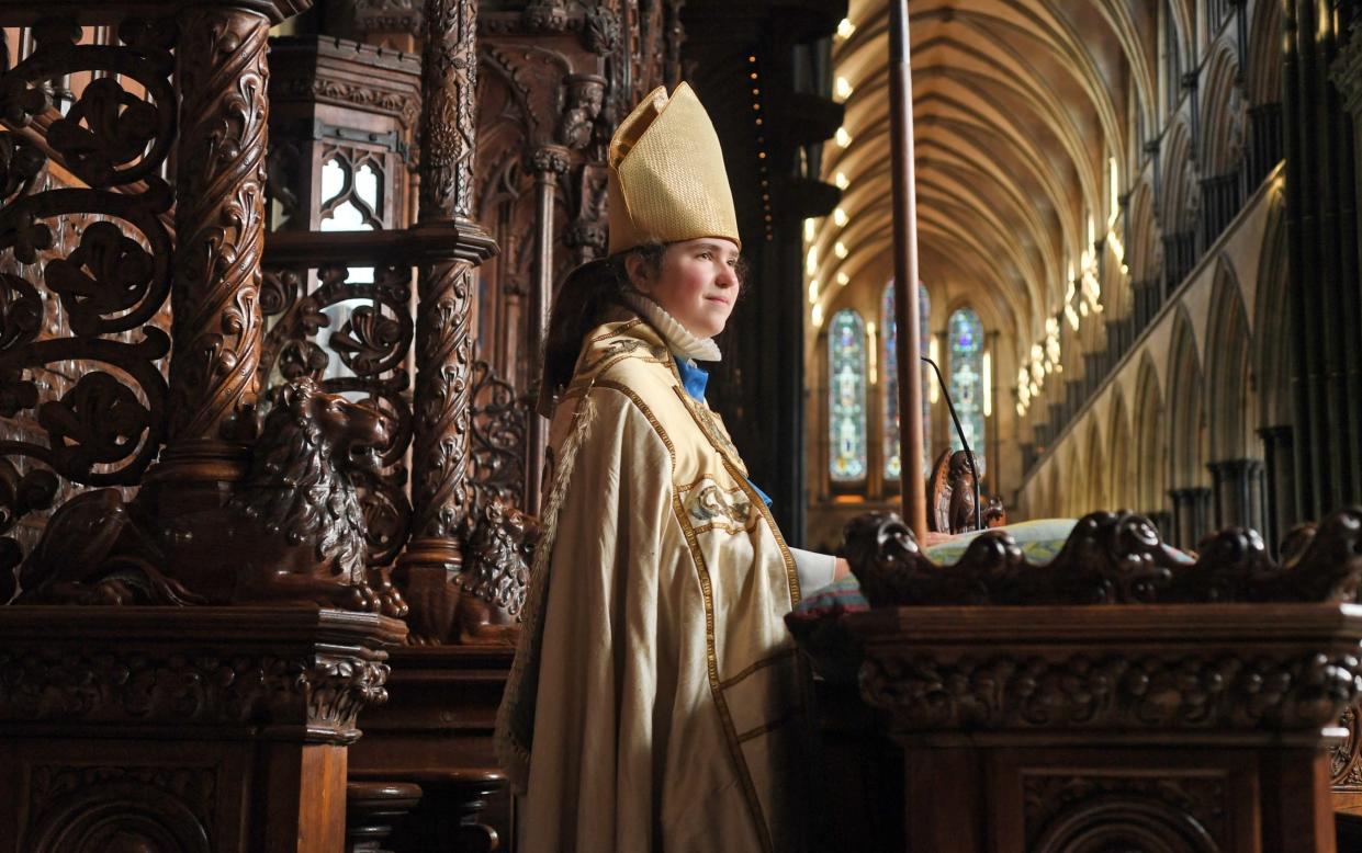 Isabel Moss delivered a sermon and led the choir and congregation in prayer - Zachary Culpin/BNPS