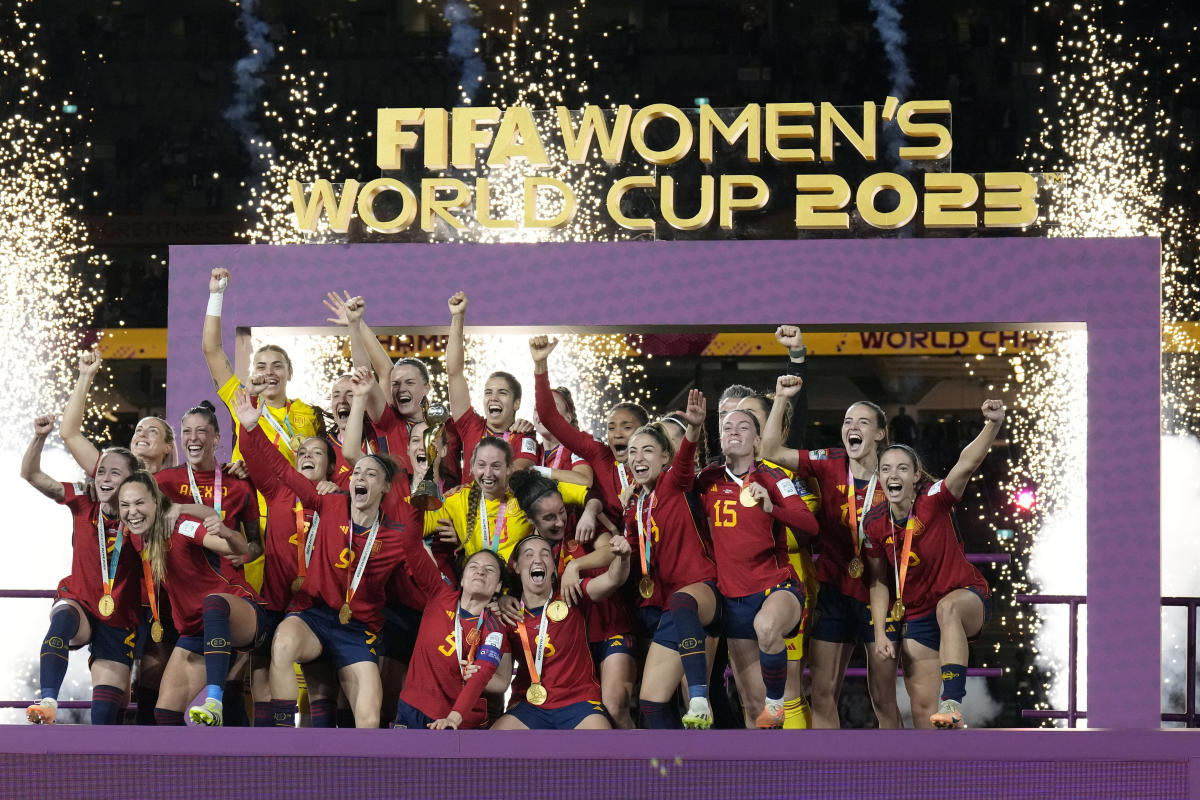 Women's World Cup winner Spain finally rises to the top of FIFA rankings  ahead of United States - Yahoo Sports