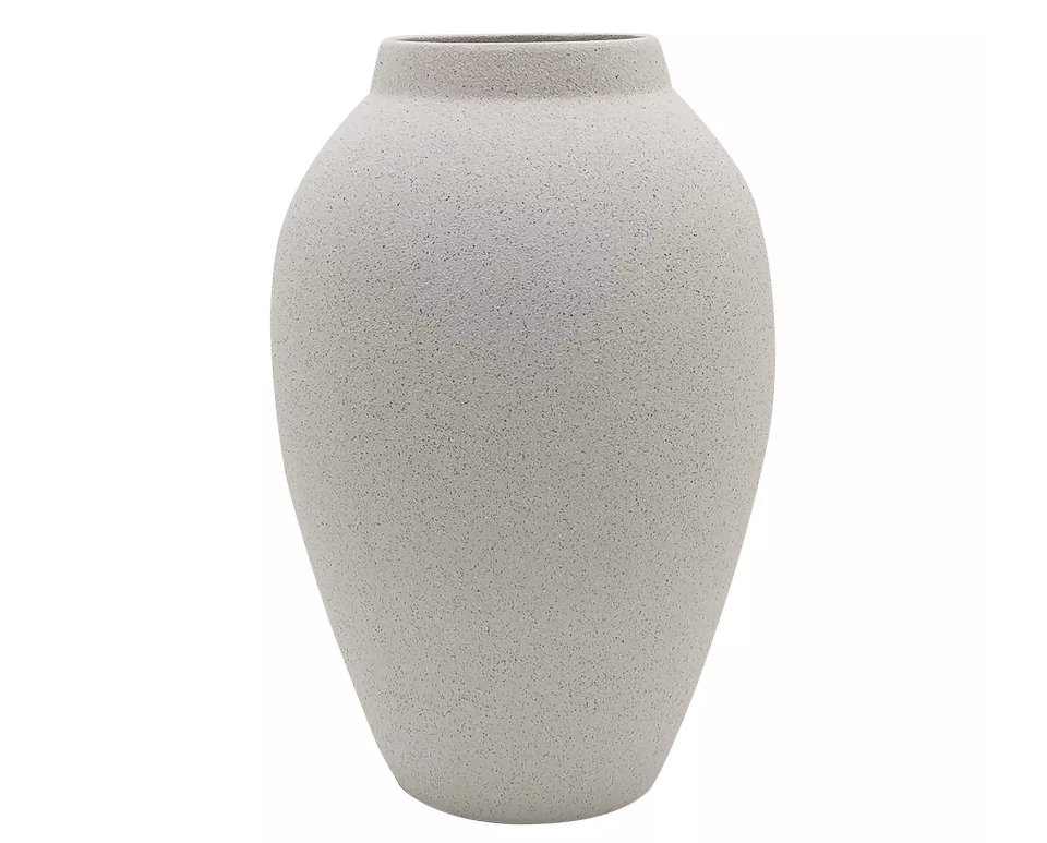 Kohl's vase