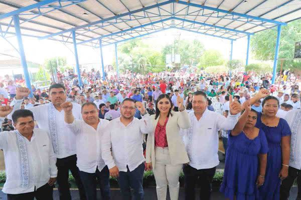 Fotos: Redes sociales del ayuntamiento de Tlalchapa