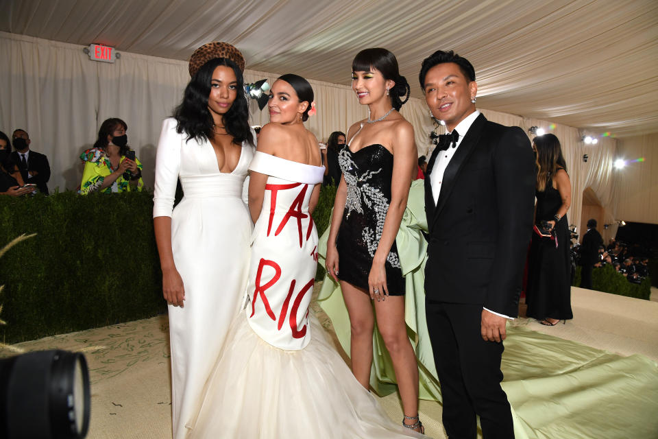 NEW YORK, NEW YORK - SEPTEMBER 13: (L-R) Aurora James, Alexandria Ocasio-Cortez, Gemma Chan, and Prabal Gurung attend The 2021 Met Gala Celebrating In America: A Lexicon Of Fashion at Metropolitan Museum of Art on September 13, 2021 in New York City. (Photo by Kevin Mazur/MG21/Getty Images For The Met Museum/Vogue)