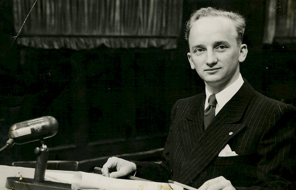 Benjamin Ferencz at the Einsatzgruppen trial in 1947.