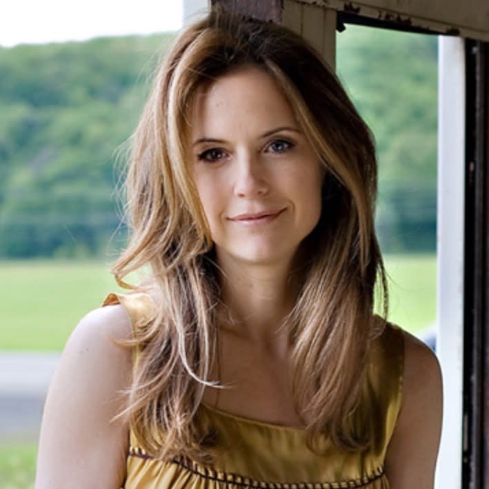 Kelly Preston