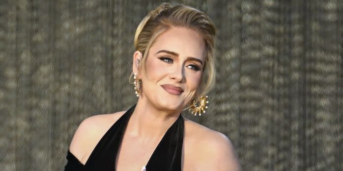 adele reveals she's suffering with 