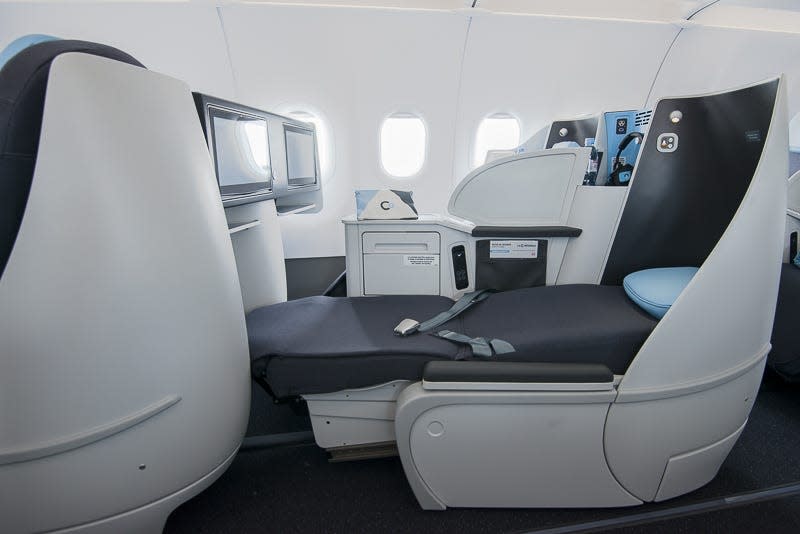 Business class seats on La Compagnie