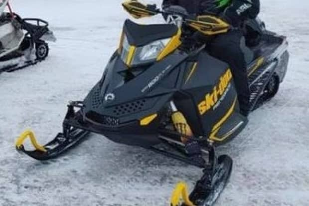 Police believe Savoie was driving his snowmobile to Tracadie or Lamèque.