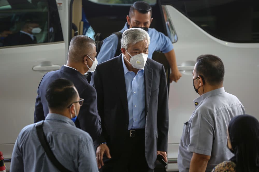 Datuk Seri Ahmad Zahid Hamidi arrives at the Shah Alam High Court May 11, 2022. — Picture by Yusof Mat Isa