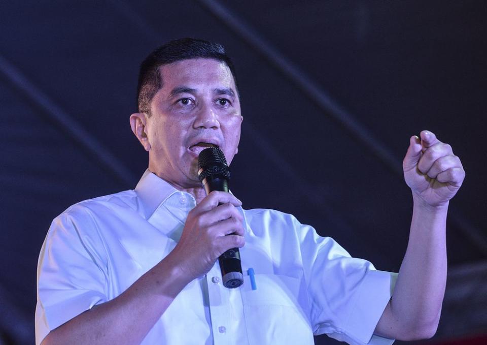 Experts who analysed sex videos implicating minister Datuk Seri Mohamed Azmin Ali did not find the clips to be digitally altered but could not confirm that Azmin was featured in the video. — Picture by Shafwan Zaidon