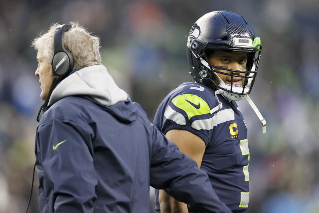 Carroll constantly 'on' in 1st Seattle offseason