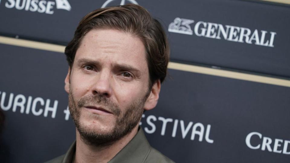 Daniel Brühl.