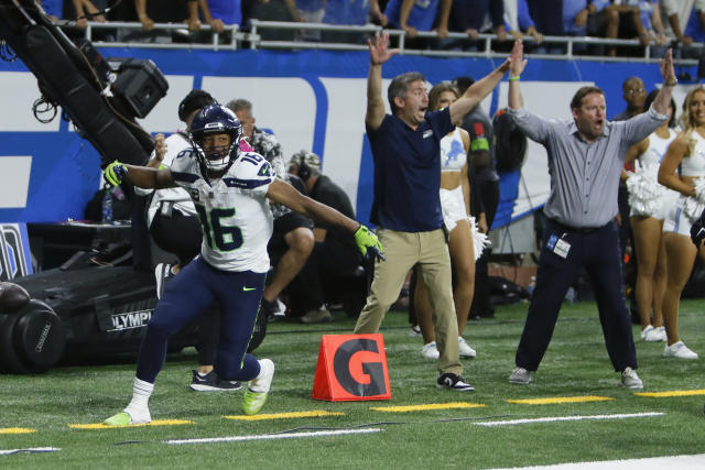 Seahawks receiver Tyler Lockett showed again vs. Cardinals why he's a  'phenomenal football player'