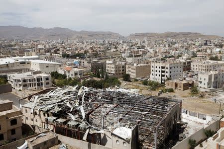 A community hall is seen during a visit by human rights activists to the hall that was struck by an air strike during a funeral on October 8, in Sanaa, Yemen, October 16, 2016. REUTERS/Mohamed al-Sayaghi