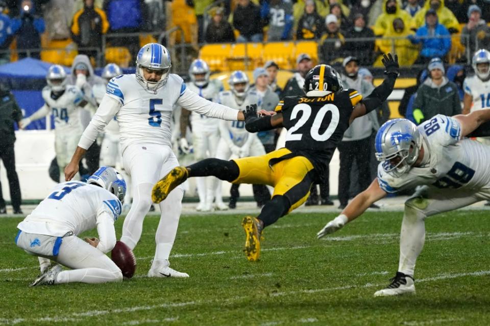 DEP-NFL LIONS-STEELERS (AP)