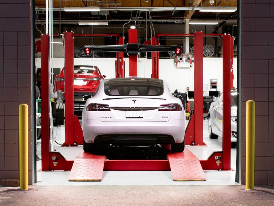 tesla service center