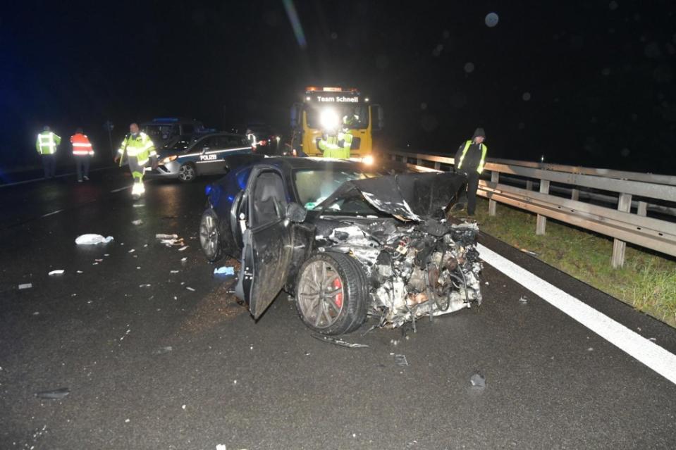 Bei einem Unfall auf der A10 wurden mehrere Personen verletzt.<span class="copyright">Pudwell</span>