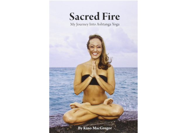 Omstars TV star, yoga teacher and author Kino MacGregor gets in