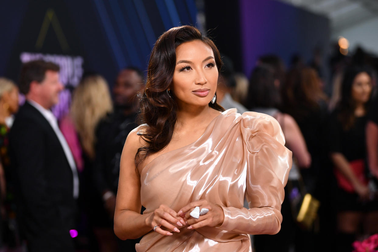 SANTA MONICA, CALIFORNIA - NOVEMBER 10: 2019 E! PEOPLE'S CHOICE AWARDS -- Pictured: Jeannie Mai arrives to the 2019 E! People's Choice Awards held at the Barker Hangar on November 10, 2019. -- NUP_188994  (Photo by Emma McIntyre/E! Entertainment/NBCU Photo Bank via Getty Images)