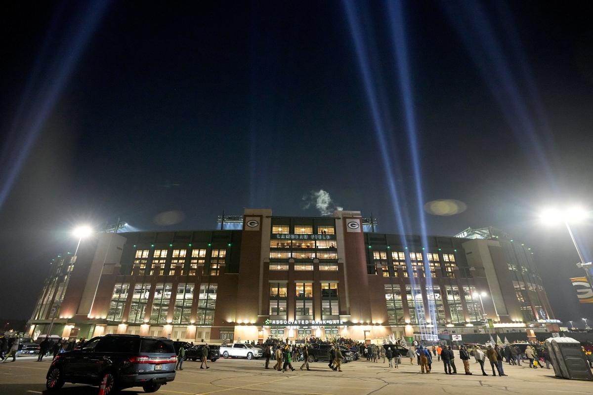 30 NFL Stadiums in 30 Days- Day 1: Green Bay Packers 