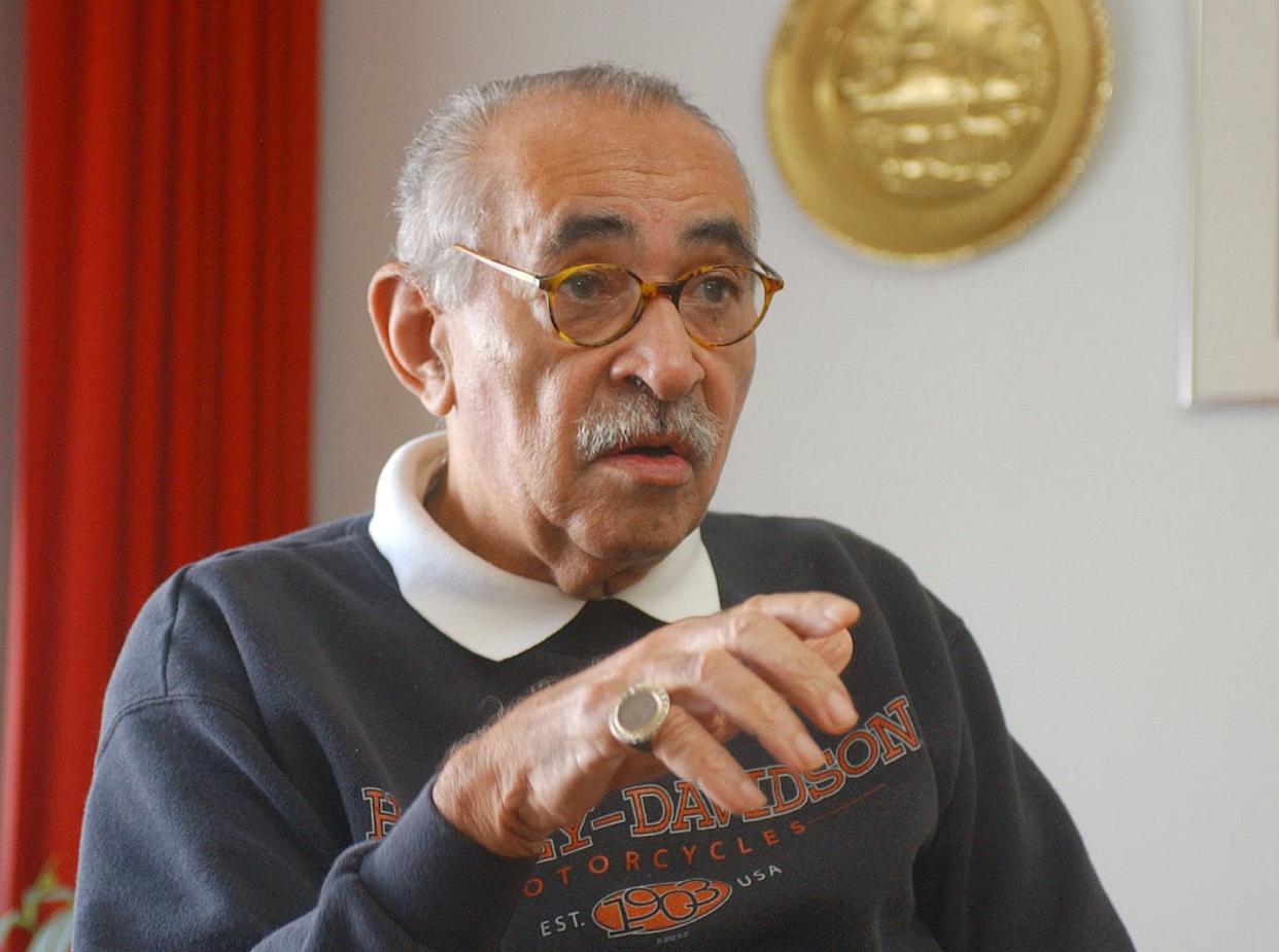 Rev. Wyatt Tee Walker during a news interview in 2004. <a href="http://www.apimages.com/metadata/Index/Associated-Press-Domestic-News-New-York-United-/6f8f7c7be4e6da11af9f0014c2589dfb/6/0" rel="nofollow noopener" target="_blank" data-ylk="slk:AP Photo/Frank Franklin II;elm:context_link;itc:0;sec:content-canvas" class="link ">AP Photo/Frank Franklin II</a>