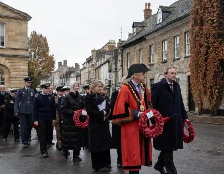 Oxford Mail: Remembrance Sunday in Woodstock 2023