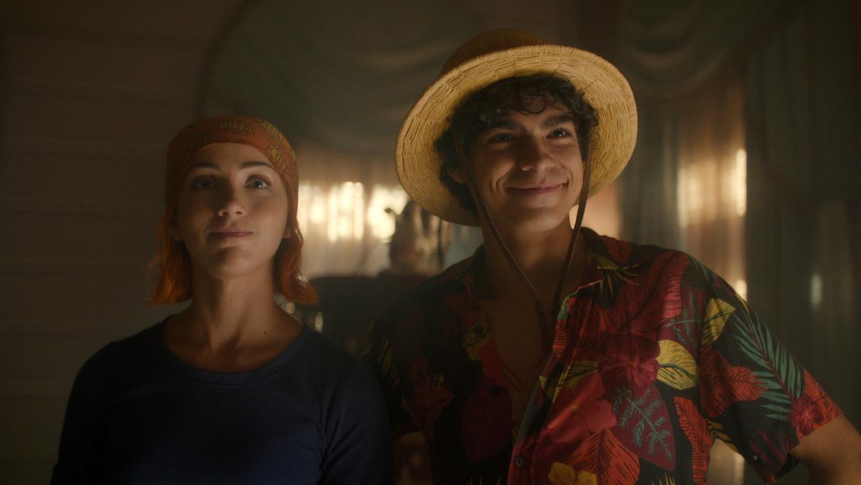  Nami (Emily Rudd) and Luffy (Iñaki Godoy) in Netflix's One Piece. 