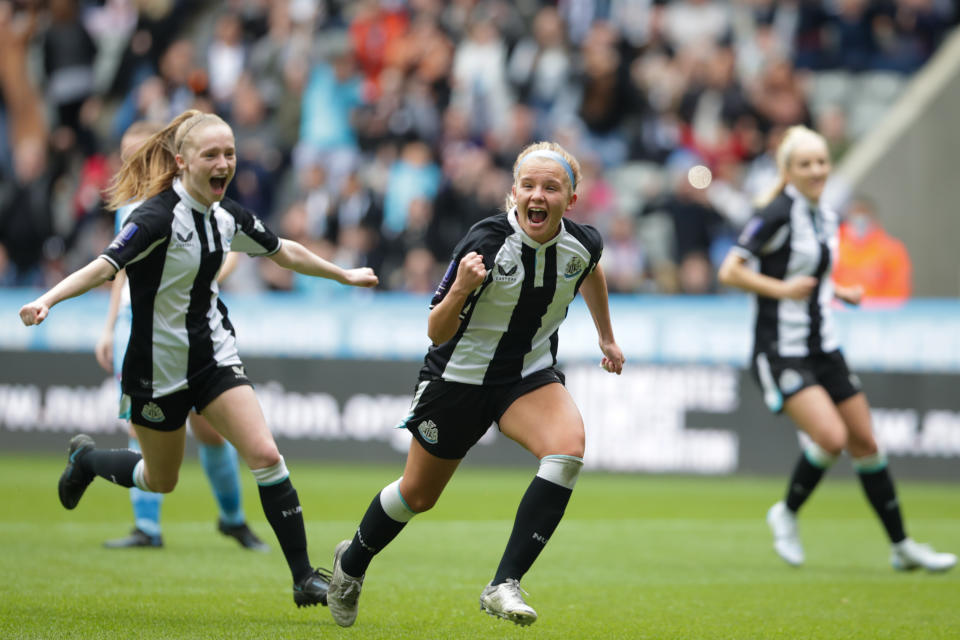 Newcastle United celebrated a record-breaking crowd at St James' Park this FA WNL season (Picture: Richard Callis/SPP)

